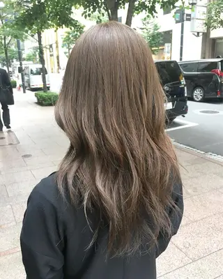 ロング salowin 原宿 aroa所属・韓国／ハッシュカット ／透明感カラー／金野のヘアスタイル