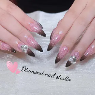 ネイル Diamond 🧚🏻♀️のネイルデザイン
