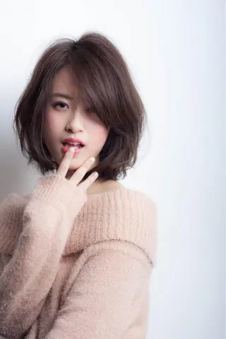 ミディアム カラー RESBORN所属・長岡 大偉のヘアスタイル