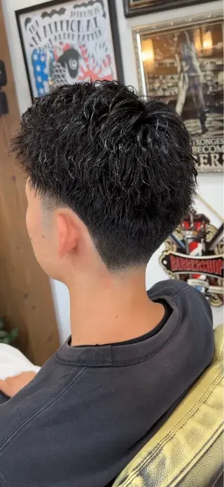 ショート パーマ メンズ 永畑 亮太のヘアスタイル