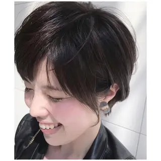 ショート K. SUZUKAのヘアスタイル