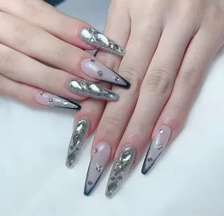 ネイル 🎀M nails✨ ビューティーのネイルデザイン