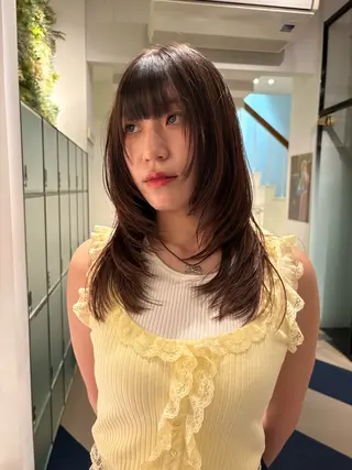 セミロング La Pensee/ カスヤリクのヘアスタイル