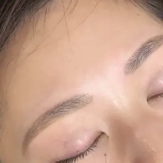 アイブロウ 🤍 ena🤍🌙のマツエク・マツパデザイン