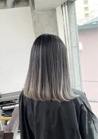 ミディアム カラー ROBIN所属・指名数No.1 /NAOYAのヘアスタイル