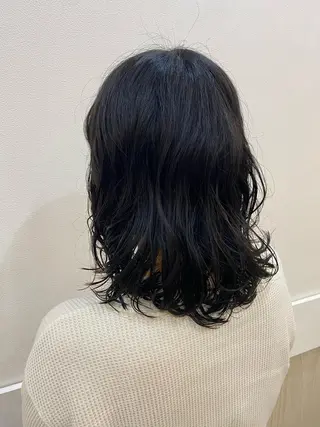 ミディアム パーマ たけだゆめ ダブルカラーのヘアスタイル