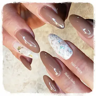 セミロング Nail Allure(ネイル アルーア)所属・Nail Allureのネイルデザイン