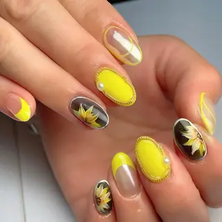 ミディアム ネイル 下妻市ﾈｲﾙｻﾛﾝ M_styleのネイルデザイン