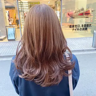 セミロング カラー かりん 🤍のヘアスタイル