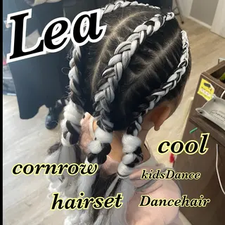 セミロング ヘアアレンジ キッズ Hair room Leaのヘアスタイル
