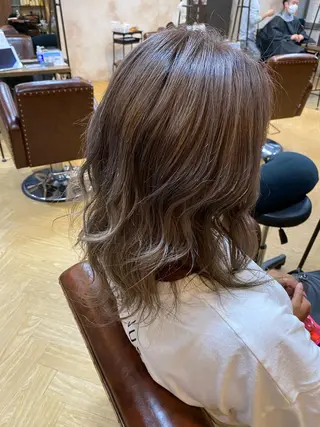 セミロング カラー 髪質改善 ヒデのヘアスタイル