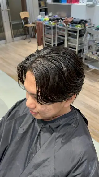 パーマ メンズ fifth原宿 宮部蓮のヘアスタイル
