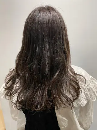 セミロング カラー 斉藤 瑞恵のヘアスタイル