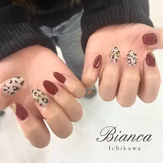 ネイル Bianca 石井🎀のネイルデザイン