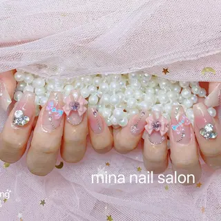 ネイル 🎀まゆ 🪽🐾のネイルデザイン