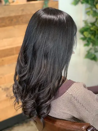 ロング カラー ハイライト✨髪質改善 TAKAさんです😊のヘアスタイル