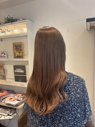 ロング カラー ☘️新宿 新井彩斗☘️のヘアスタイル