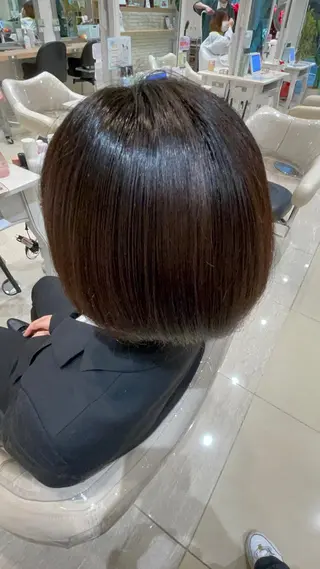 ショート レイヤー×ハイライト 🌷RINA🌷のヘアスタイル