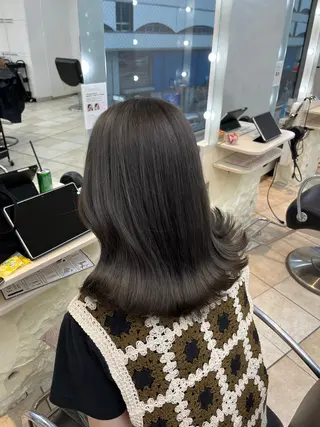 セミロング カラー 韓国レイヤー×モテ髪 /MITSUKI🤍のヘアスタイル