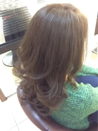 ロング カラー 似合わせ/代表 髪質改善/山田将大のヘアスタイル