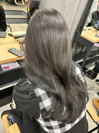 ロング 女性らしいモテヘア 韓国ヘアhikariのヘアスタイル