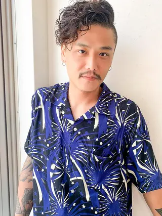 パーマ メンズ Luxbe hakataのヘアスタイル