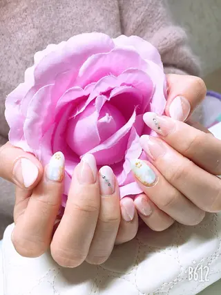 ネイル yuni所属・Nail salon yuriのネイルデザイン