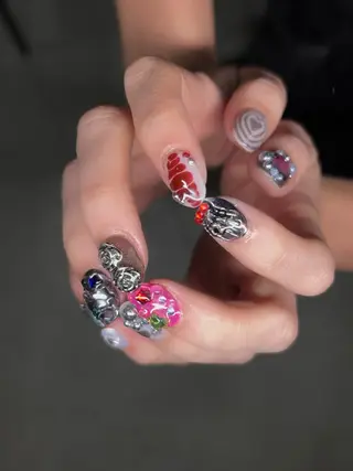 ネイル CAFUNÉ tokyo所属・☾ ໋CAFUNE yuki︎︎𓂃⟡のネイルデザイン