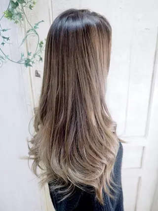 ロング 【全部無料🙇】 おがわようしんのヘアスタイル