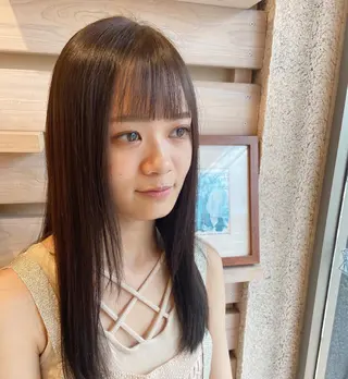 ロング 🌷透明感カラー🌷 内田零菜のヘアスタイル