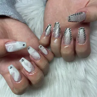 セミロング -Rien- プライベートサロンのネイルデザイン