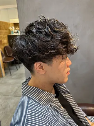 ミディアム カラー メンズ RISE SWELL YAMASHITAのヘアスタイル