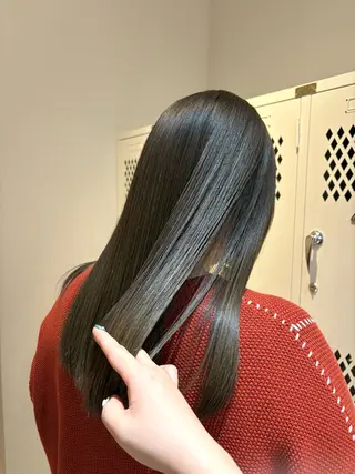 ロング カラー 櫻井 莉子のヘアスタイル