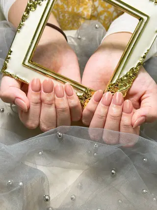 ネイル U·Mi nail salon所属・U·MI 長さ出し専門店のネイルデザイン