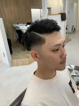 メンズ ショート、ボブ特化 長島智彦のヘアスタイル