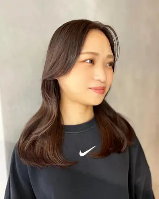 セミロング カラー SALOWIN浦和店所属・1日5名限定美容師 miwaのヘアスタイル