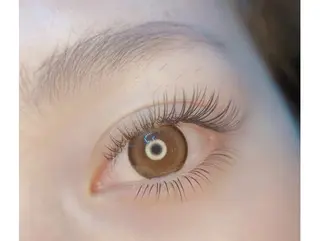 マツエク・マツパ Amour Eyelash所属・Amour Eyelashのネイルデザイン