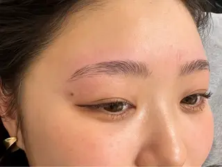 アイブロウ LUNA Nail&Eyebrow所属・SUMIRE .のマツエク・マツパデザイン