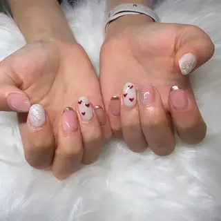 ネイル Laula🤍 ayakaのネイルデザイン