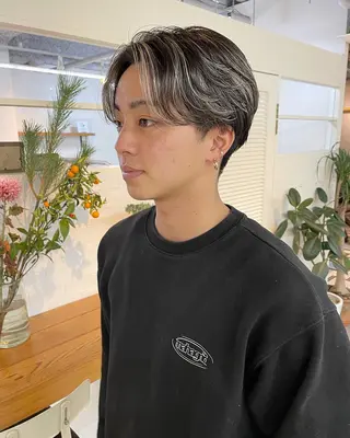 カラー メンズ yumeka🩶ボブ 暖色/透け感カラーのヘアスタイル