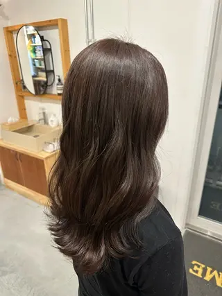 セミロング カラー 松本 莉央のヘアスタイル