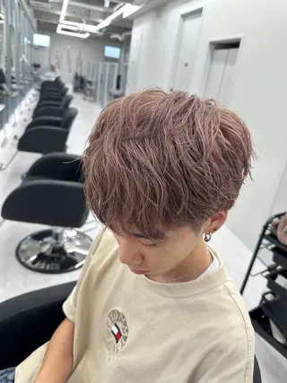 カラー クラタ タケアキのヘアスタイル