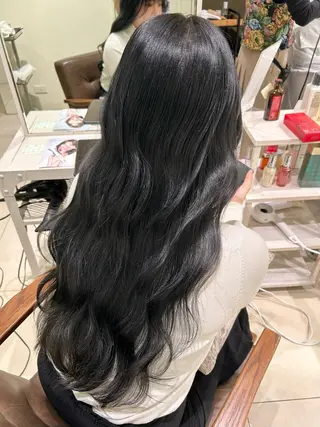 ロング カラー ヘアアレンジ 及川 咲花のヘアスタイル