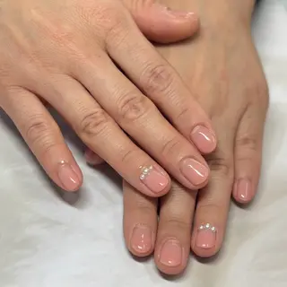 ネイル Petit Blanc　大船店所属・角田 ふみ乃のネイルデザイン