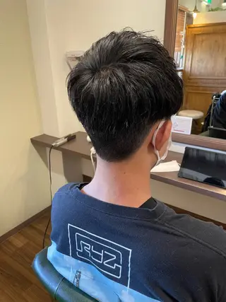 ショート メンズ 山本 純平のヘアスタイル