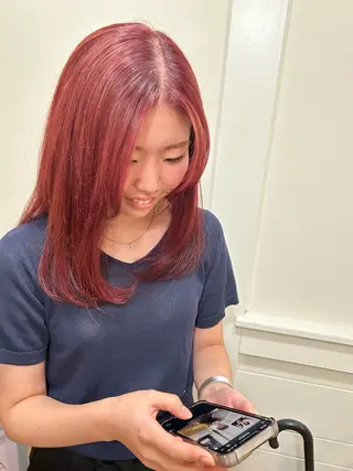 ロング カラー 三輪 南月のヘアスタイル