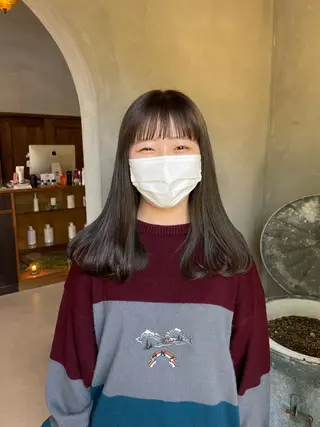 ロング カラー 石田 まいやのヘアスタイル