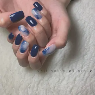 ネイル Tiara♛ティアラ 山口くるみのネイルデザイン