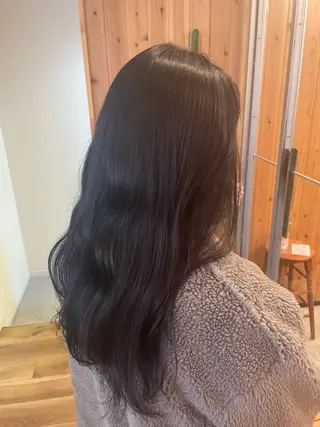 ロング カラー lift by mag所属・ユナ ナチュラル／透明感のヘアスタイル