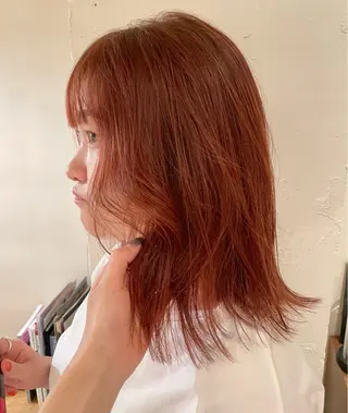 ミディアム カラー ファッションに 溶け込むstyleのヘアスタイル